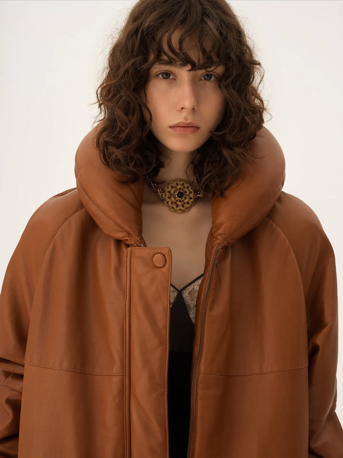 Long puffer coat in leather