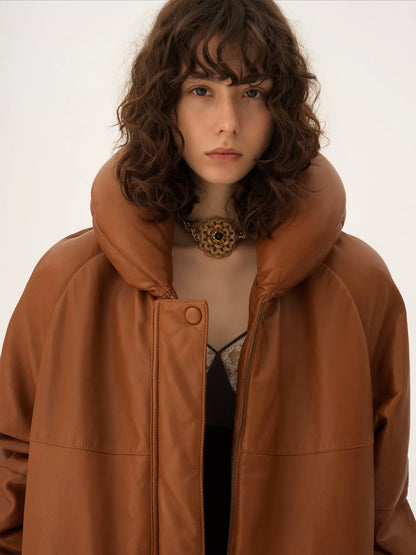 Long puffer coat in leather