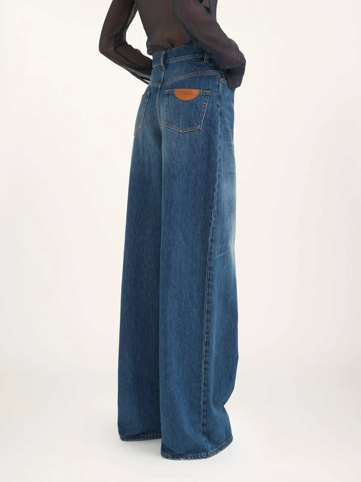 Wide-leg jeans in denim