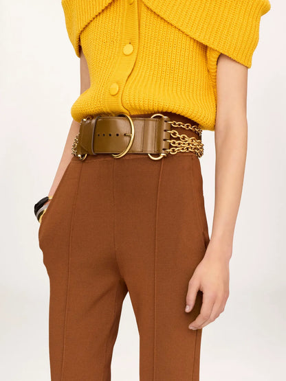 The Chloé Camera Chain belt