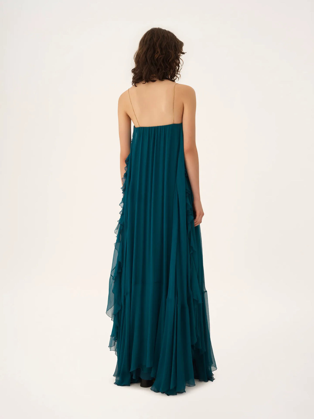 Sleeveless long dress in silk mousseline