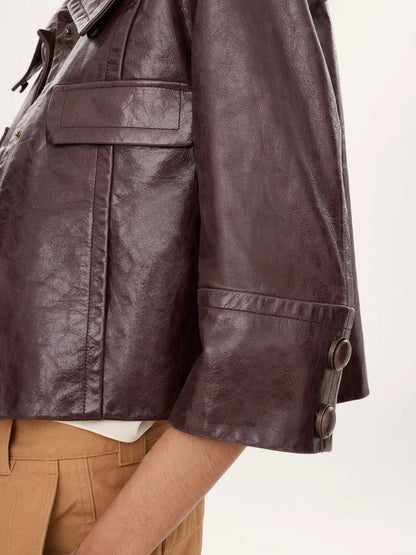 Cropped jacket in leather