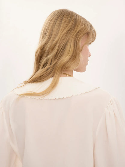 Puff-sleeve blouse in crêpe de chine