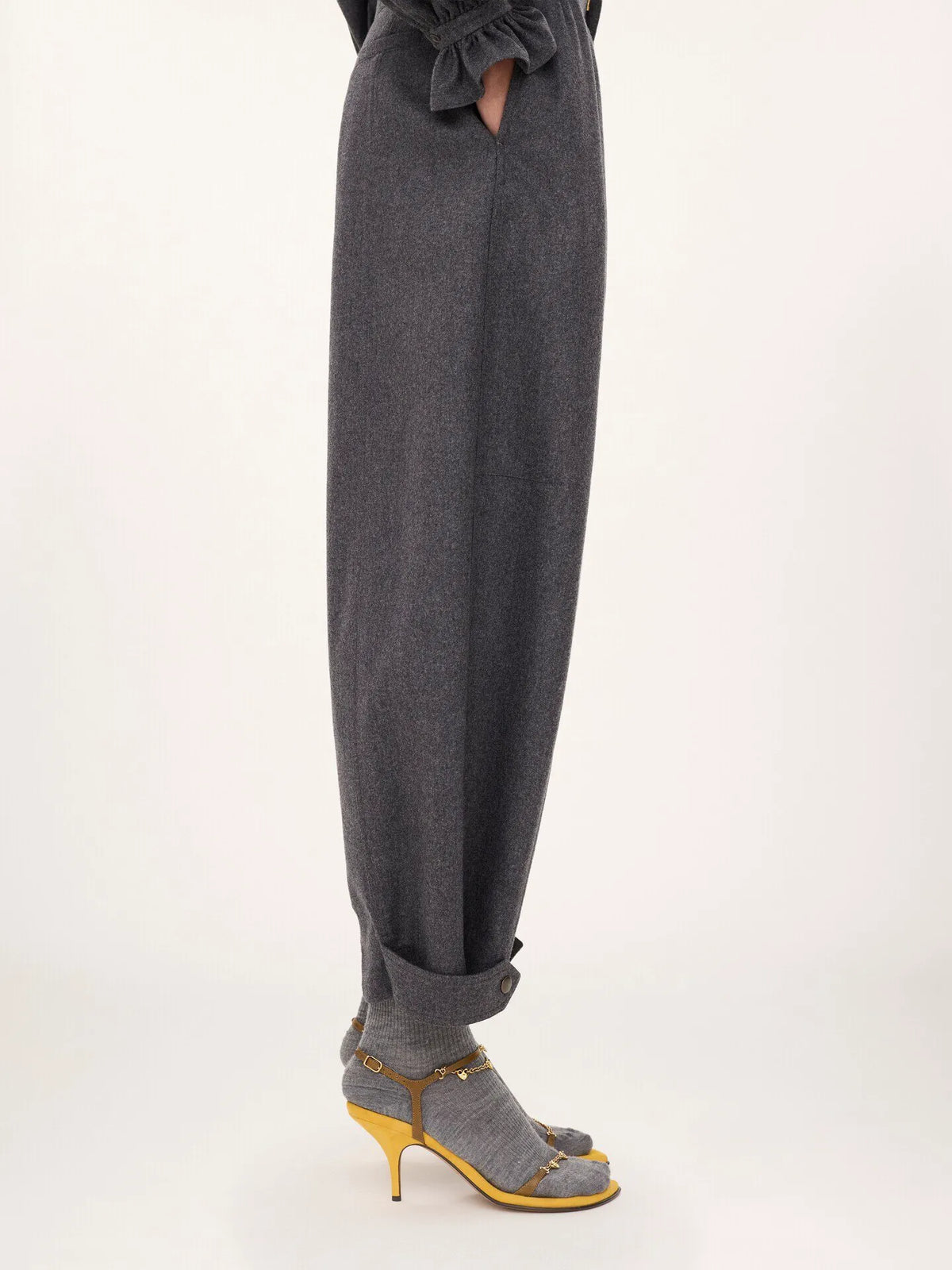 High-rise barrel pants in wool & cashmere flannel