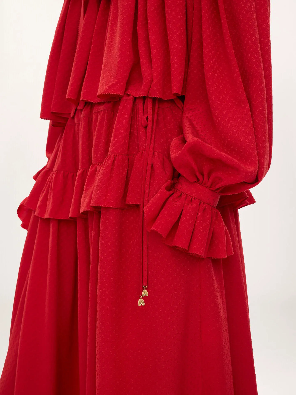 Fluid ruffled pants in silk jacquard