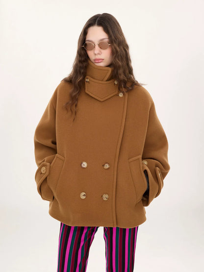 Oversized short coat in wool