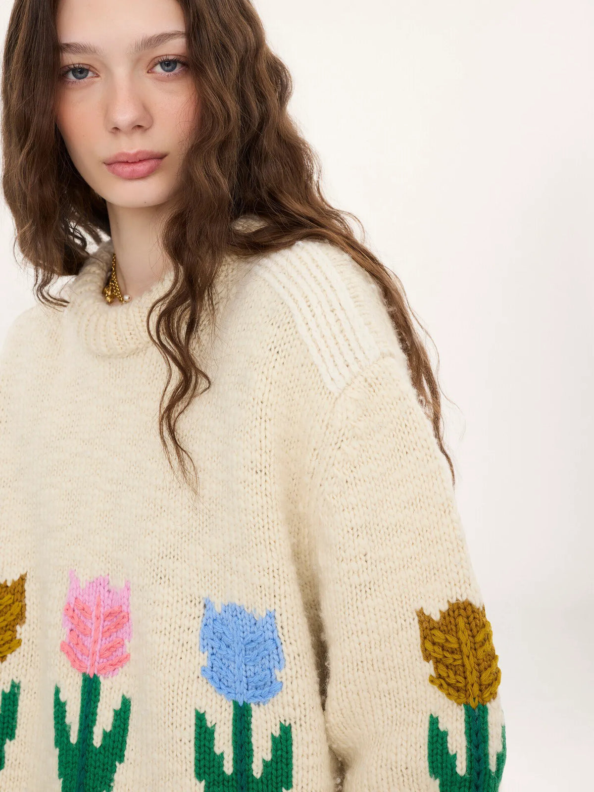 Oversized logo sweater in a wool knit