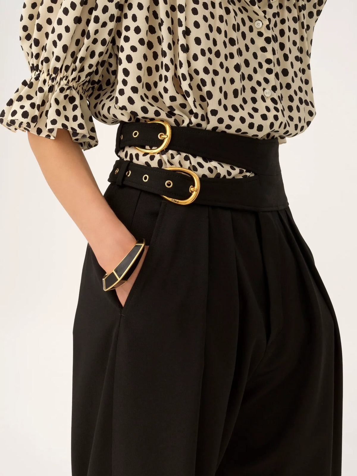 High-rise tailored pants in wool grain de poudre