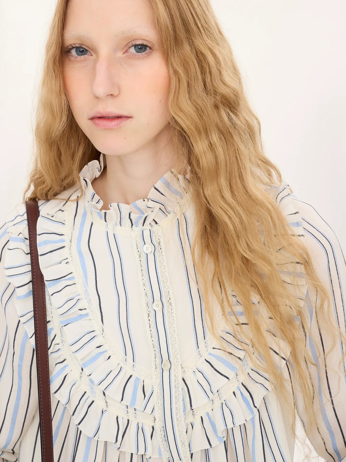 Ruffled blouse in silk jacquard & lace