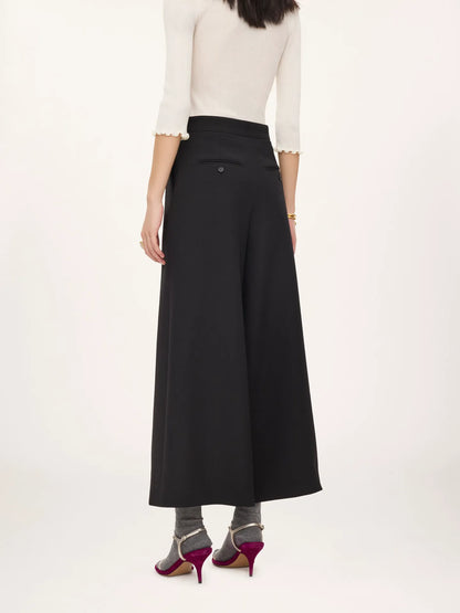 Wide-leg tailored pants in wool crêpe