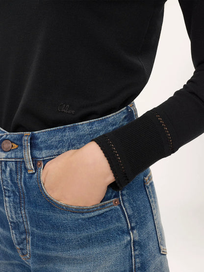 Fitted turtleneck in a wool knit