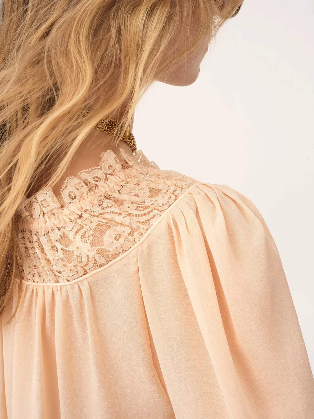 Scoop-neck cropped top in silk georgette & lace