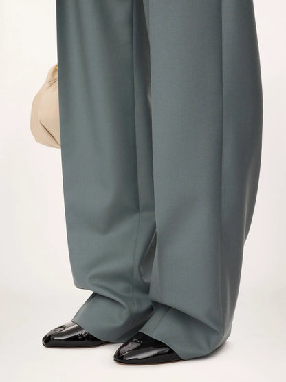 Tailored cigarette pants in wool gabardine