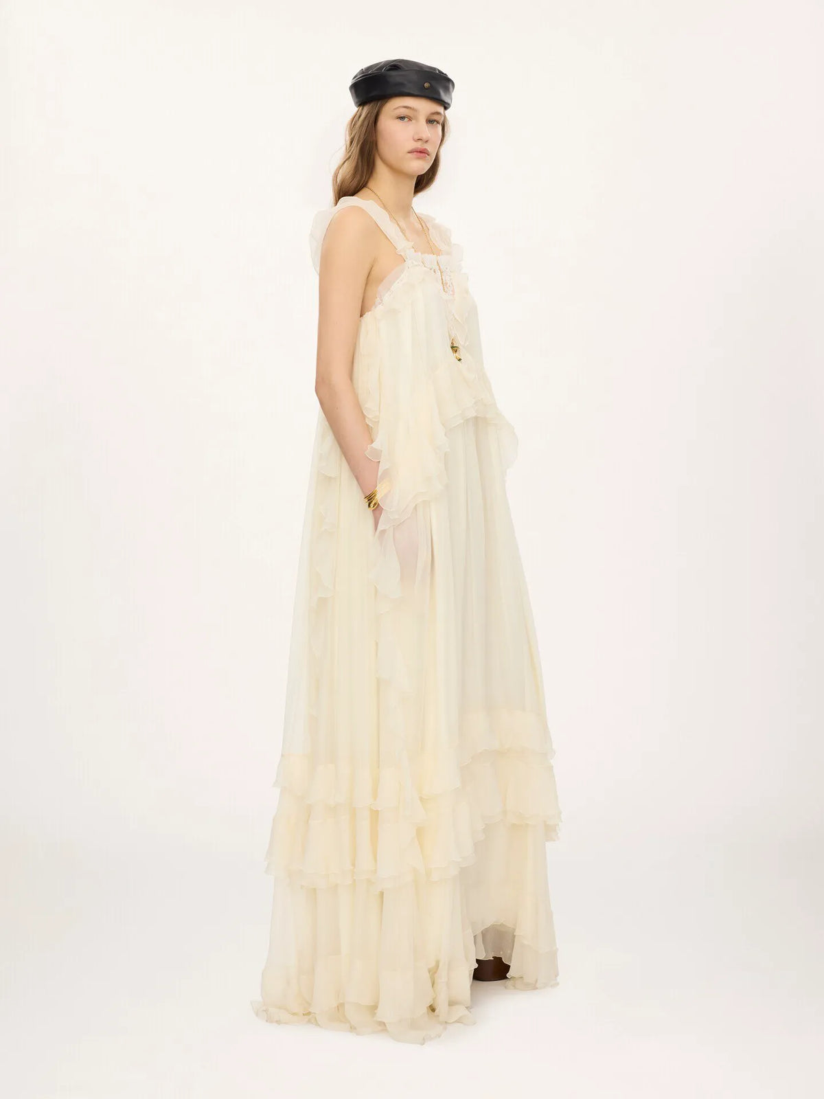 Sleeveless layered long dress in silk mousseline & lace