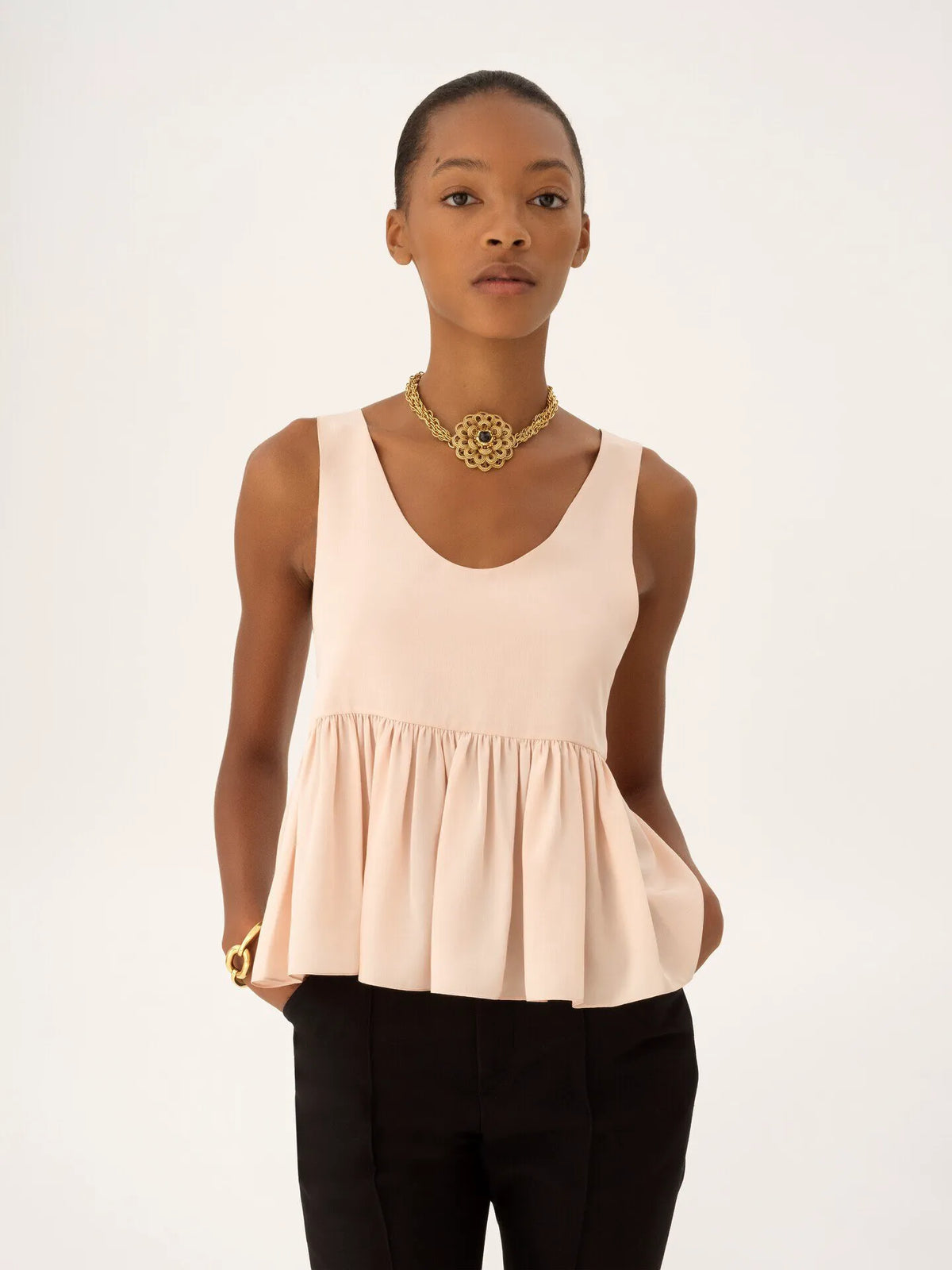 Gathered sleeveless top in crêpe de chine