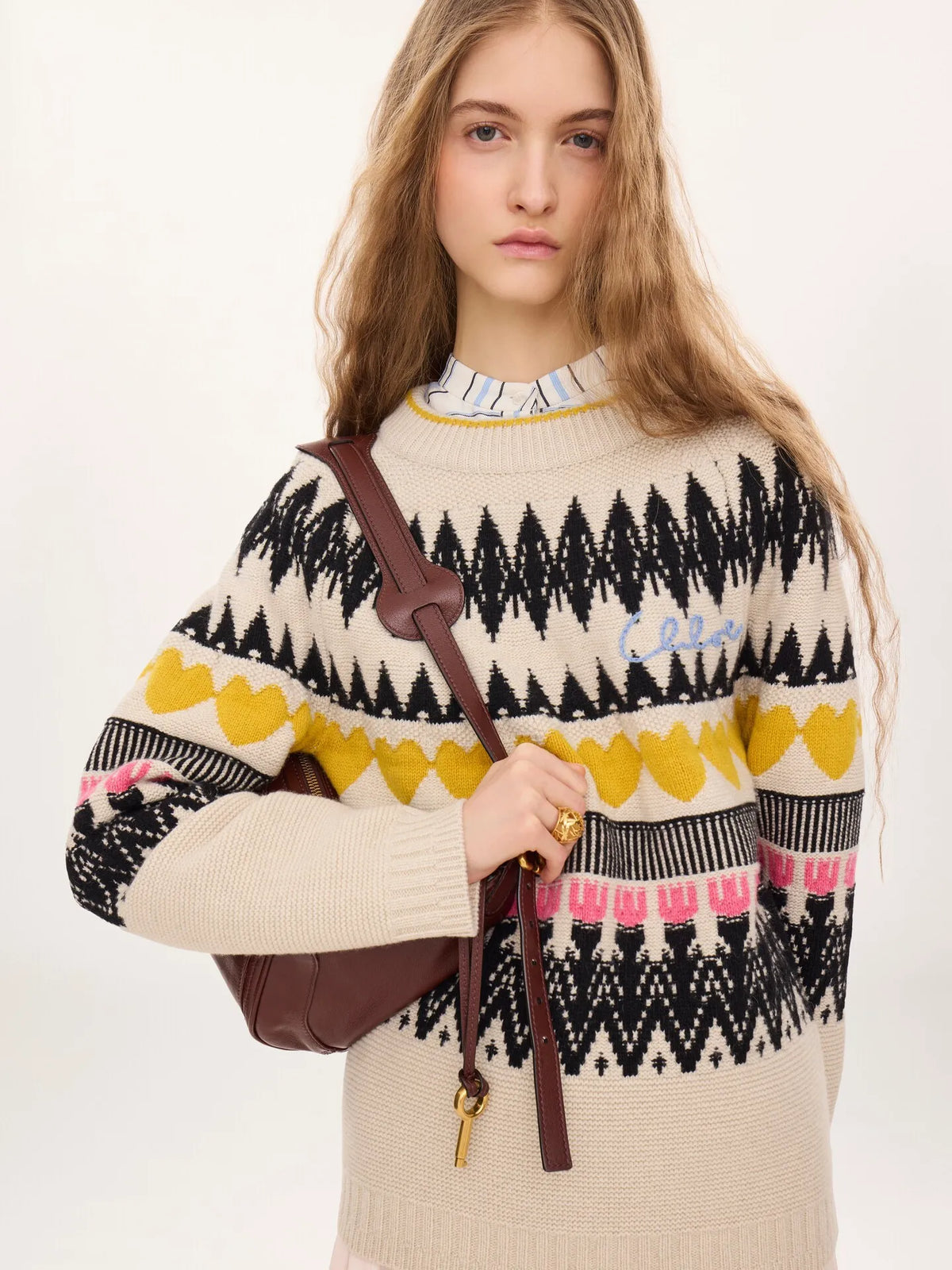 Generous logo sweater in a wool & cashmere knit