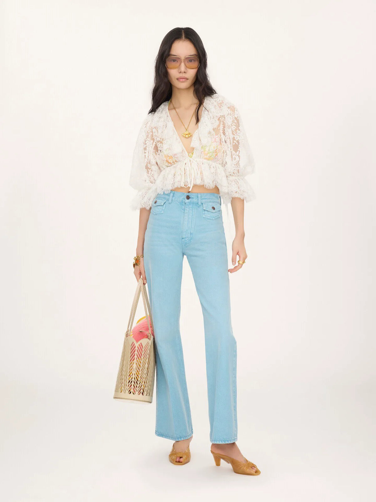 Cropped V-neck ruffle top in lace