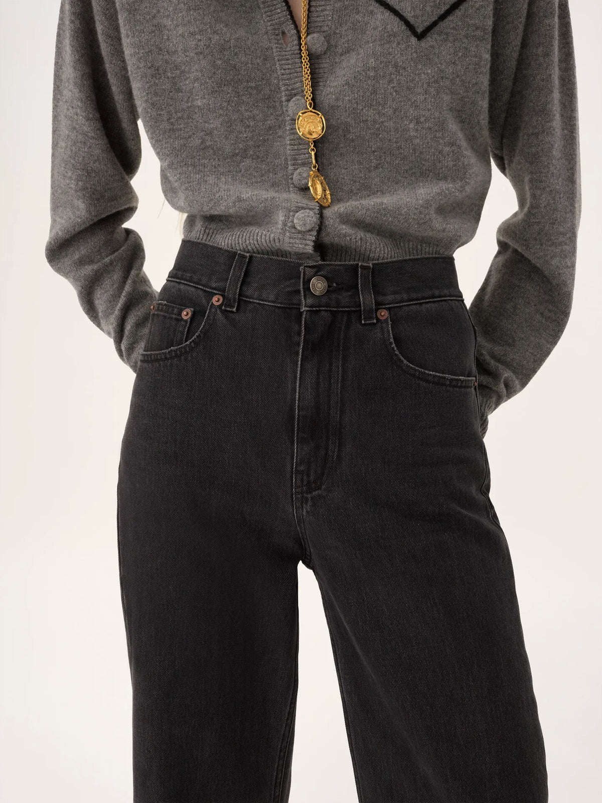 High-rise cropped jeans in denim