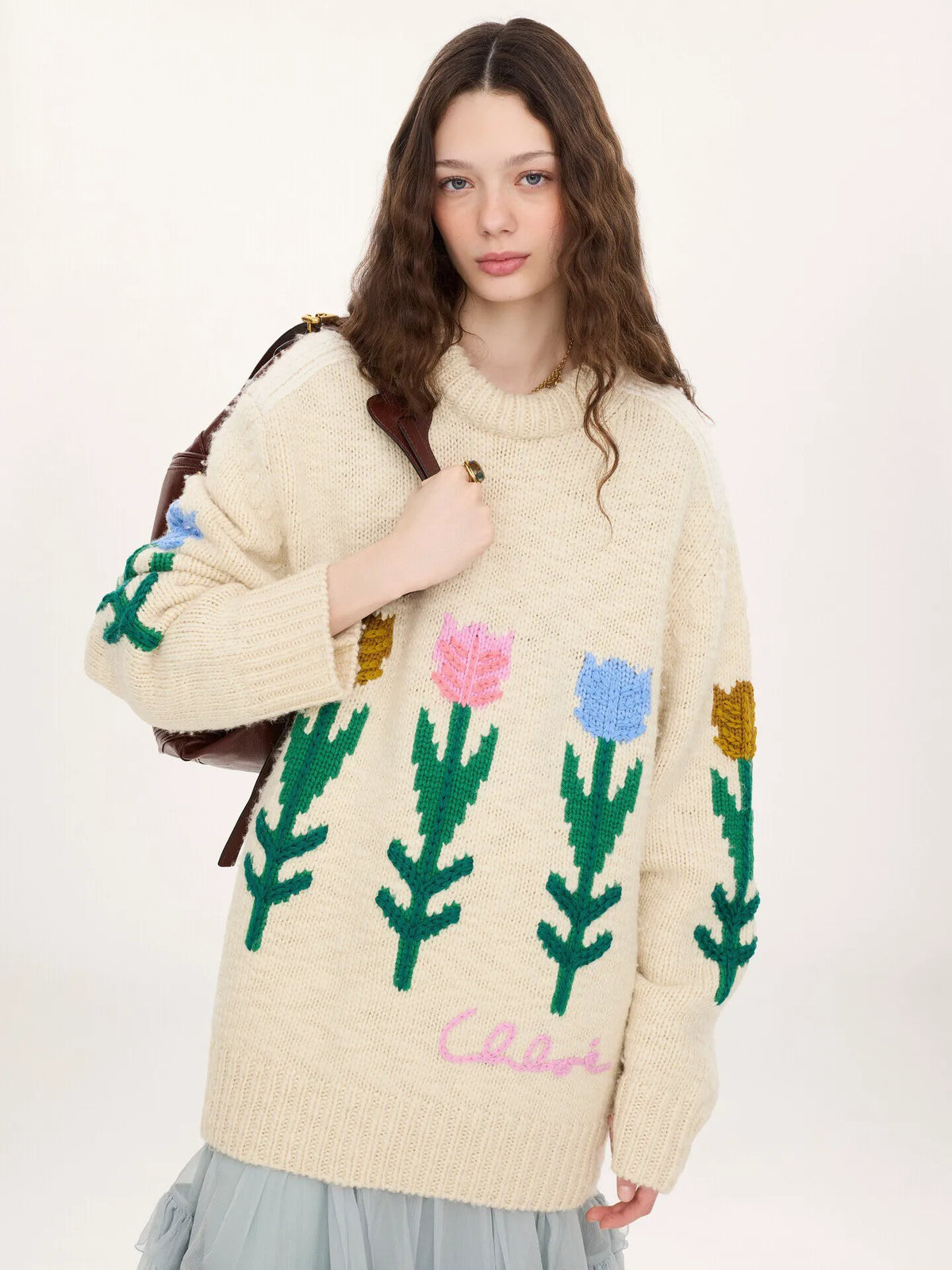 Oversized logo sweater in a wool knit