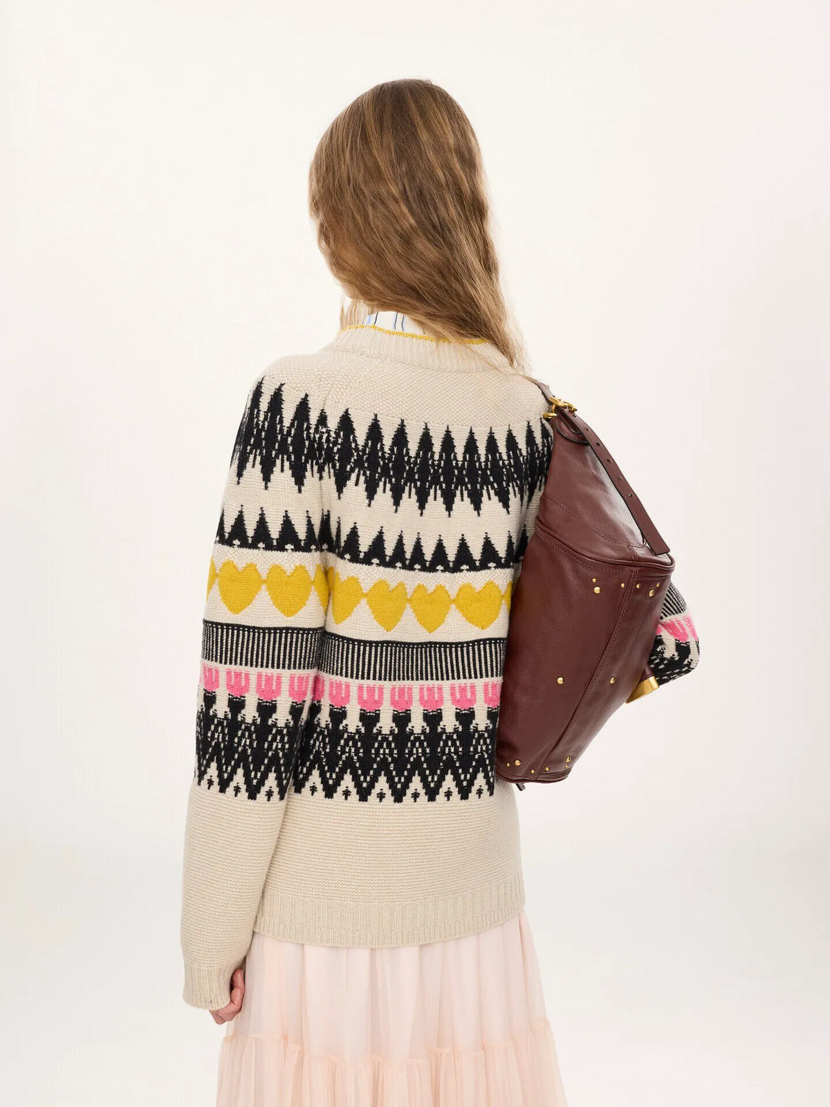 Generous logo sweater in a wool & cashmere knit
