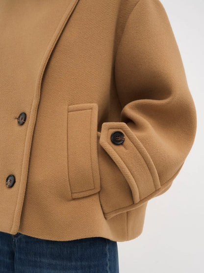 Oversized short coat in wool