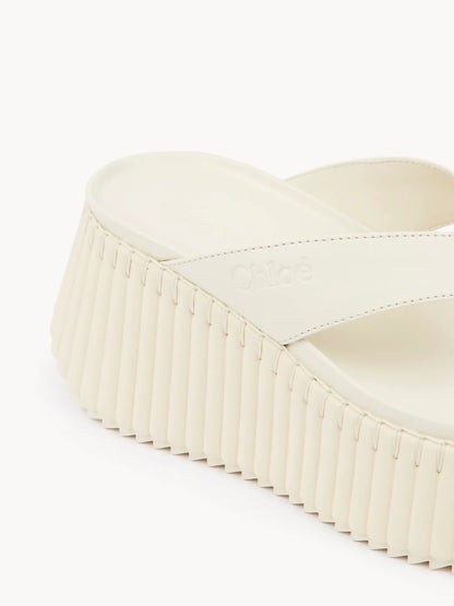 Nama wedge slide