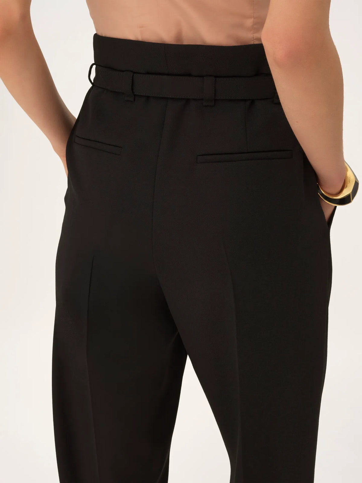 High-rise wide-leg pants in wool grain de poudre