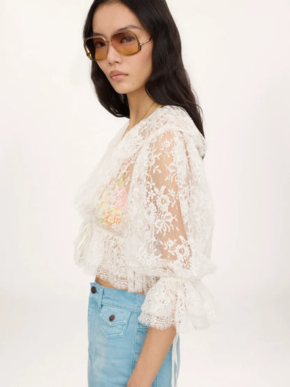 Cropped V-neck ruffle top in lace