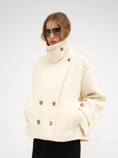 Oversized short coat in wool