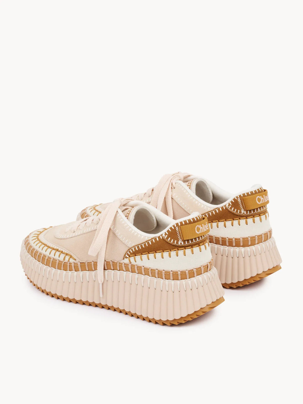 Nama sneaker